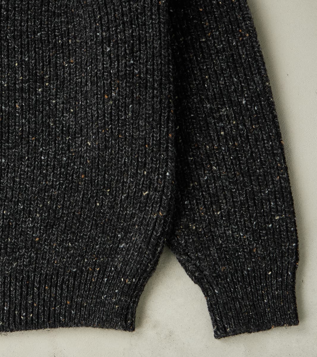 Signature Crew Neck Donegal Yarn Knit - Black