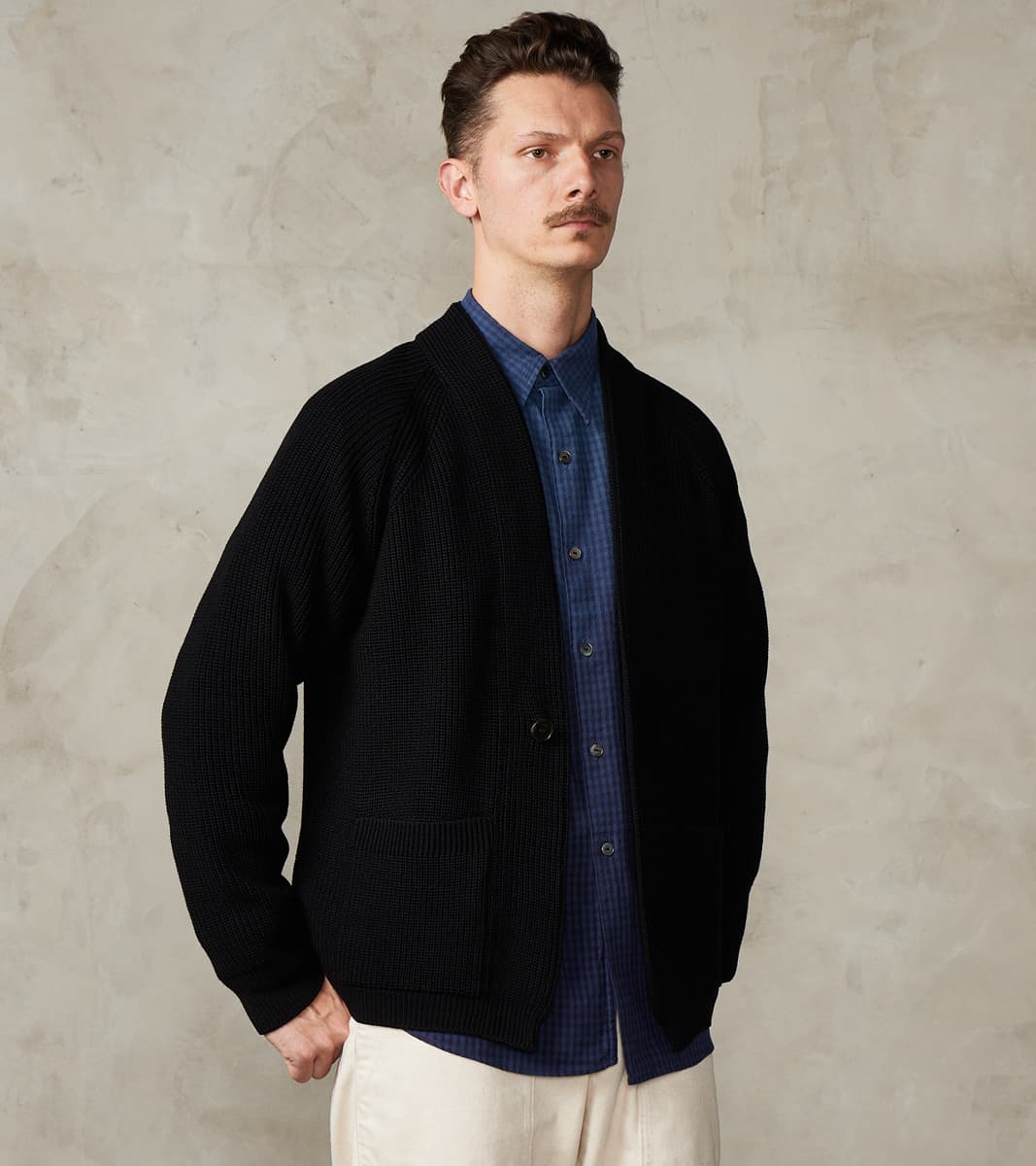 Signature 1-Button Cardigan Solid Wool Yarn Knit - Black
