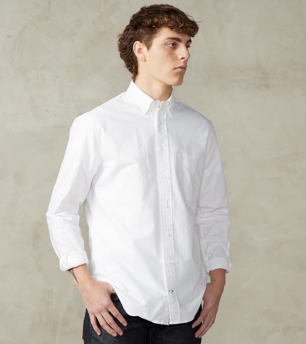 Gitman Vintage x Division Road Cambridge Oxford - White