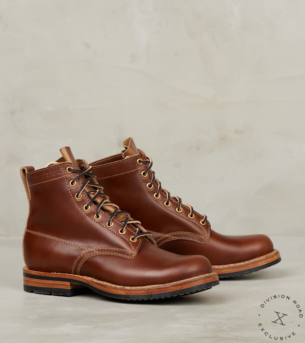White's x Division Road Semi-Dress 350 - 55 - Vibram Mini Lug - Horween British T…