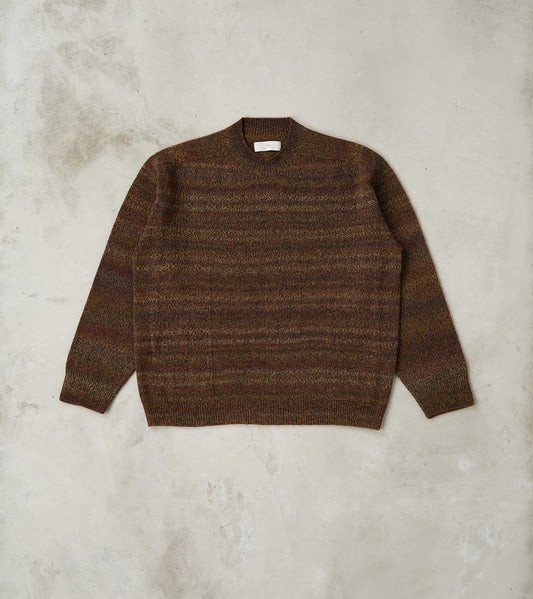 amachi. Gradation Loop of Intent Knit Crewneck - Charcoal Brown